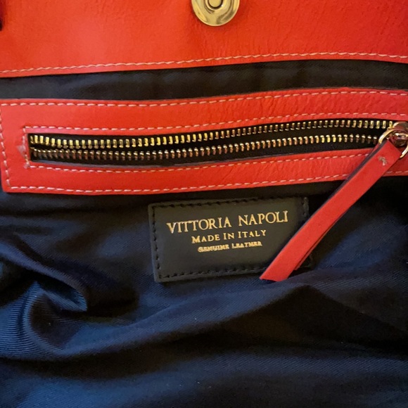 Vittoria Napoli Italian Leather Perforated Tote - Picture 9 of 11